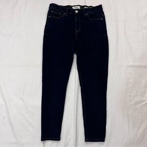 Angels “360 Sculpt Skinny” Jeans size 10